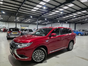 Mitsubishi - Outlander