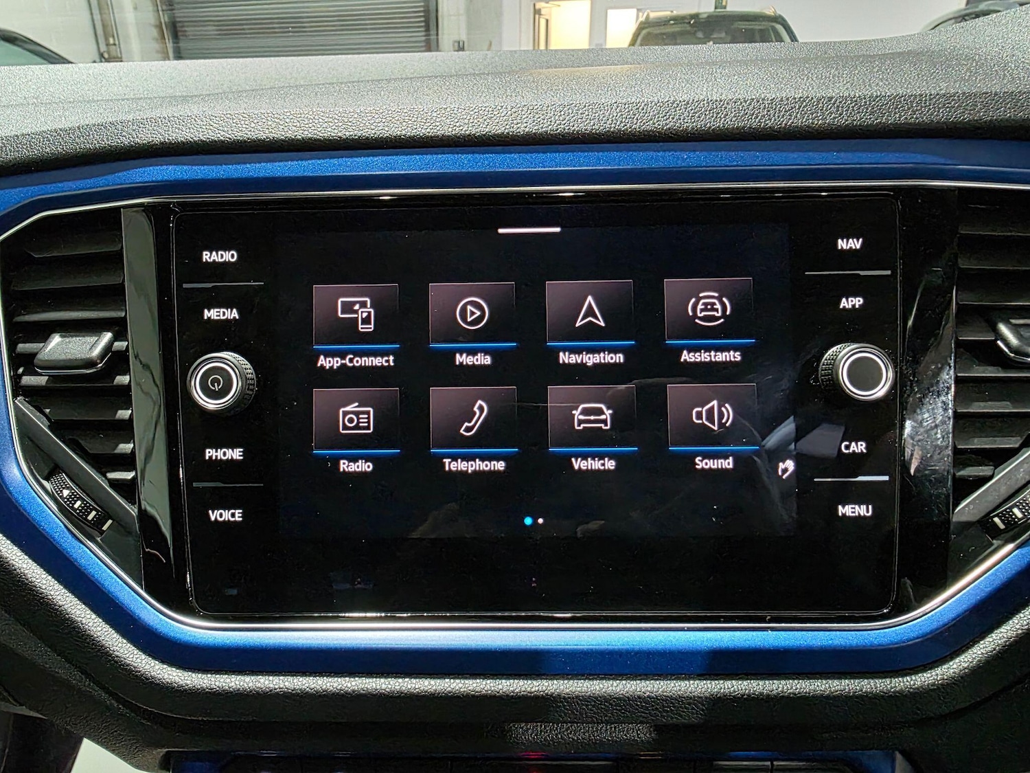 Used Volkswagen T-Roc 2021 for sale - 77575335: Photo 12