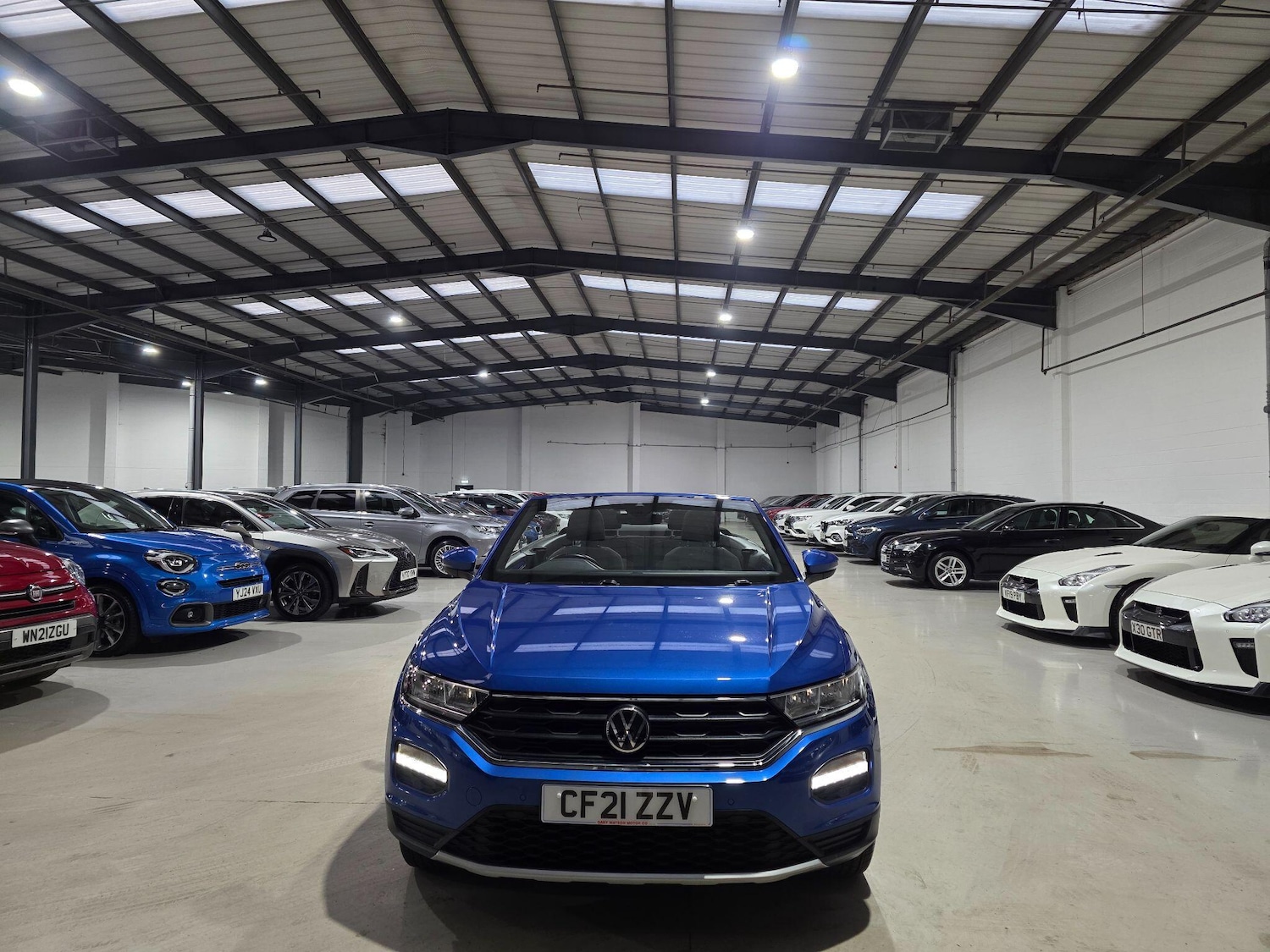 Used Volkswagen T-Roc 2021 for sale - 77575335: Photo 2