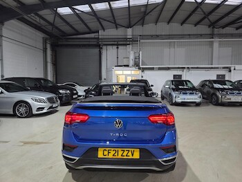 Used Volkswagen T-Roc 2021 for sale - 77575335: Photo