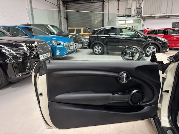 Used MINI Hatch 2014 for sale - 68645157: Photo 26