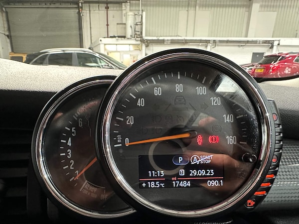 Used MINI Hatch 2014 for sale - 68645157: Photo 8