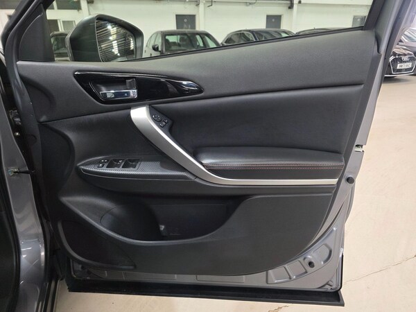 Used Mitsubishi Eclipse Cross 2018 for sale - 76042072: Photo 14