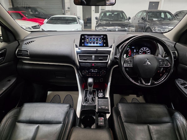 Used Mitsubishi Eclipse Cross 2018 for sale - 76042072: Photo 5