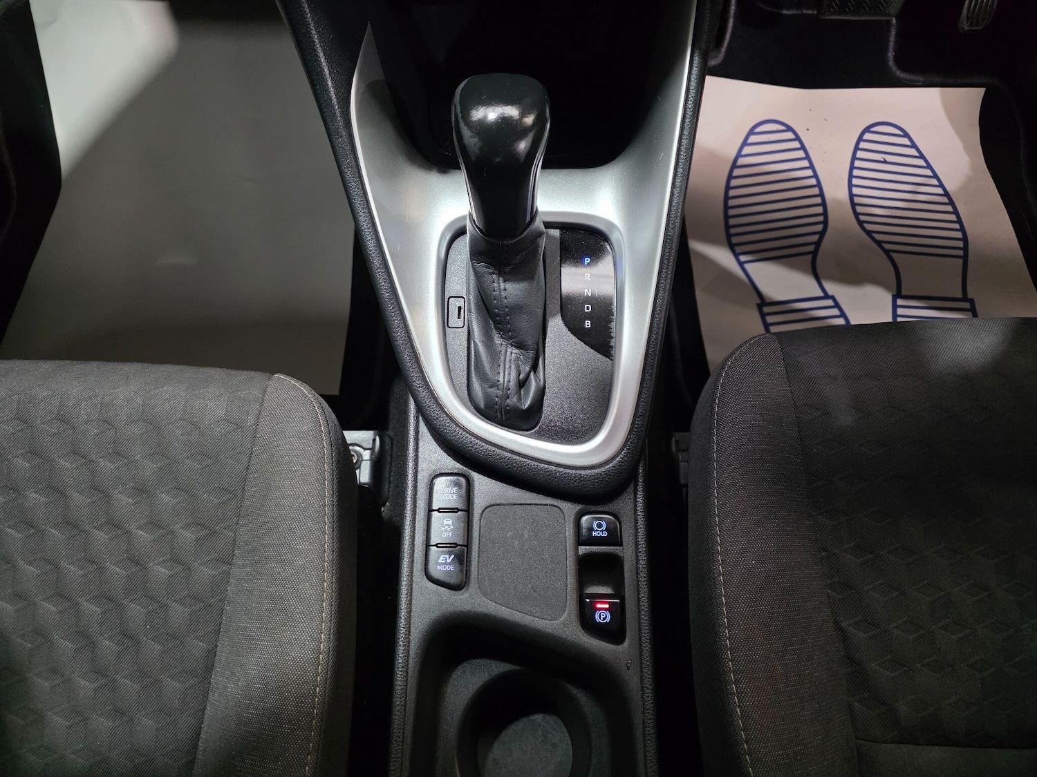 Used Toyota Yaris 2022 for sale - 76408668: Photo 10