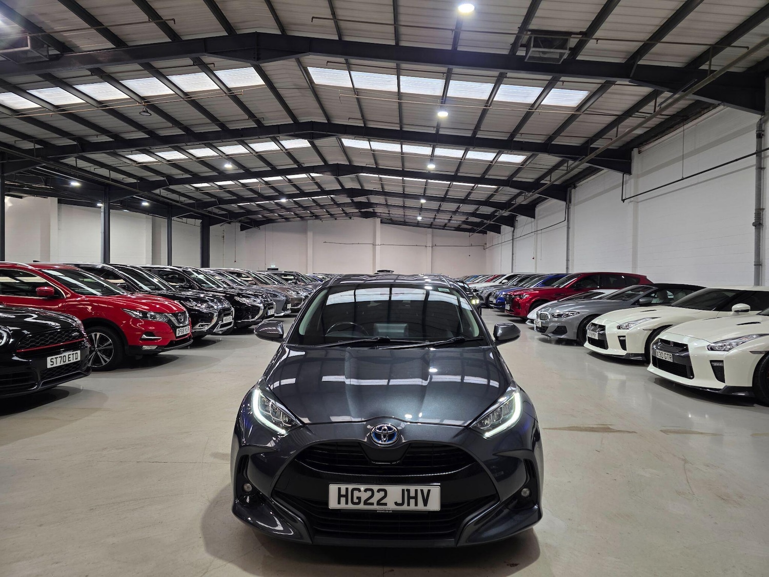 Used Toyota Yaris 2022 for sale - 76408668: Photo 2