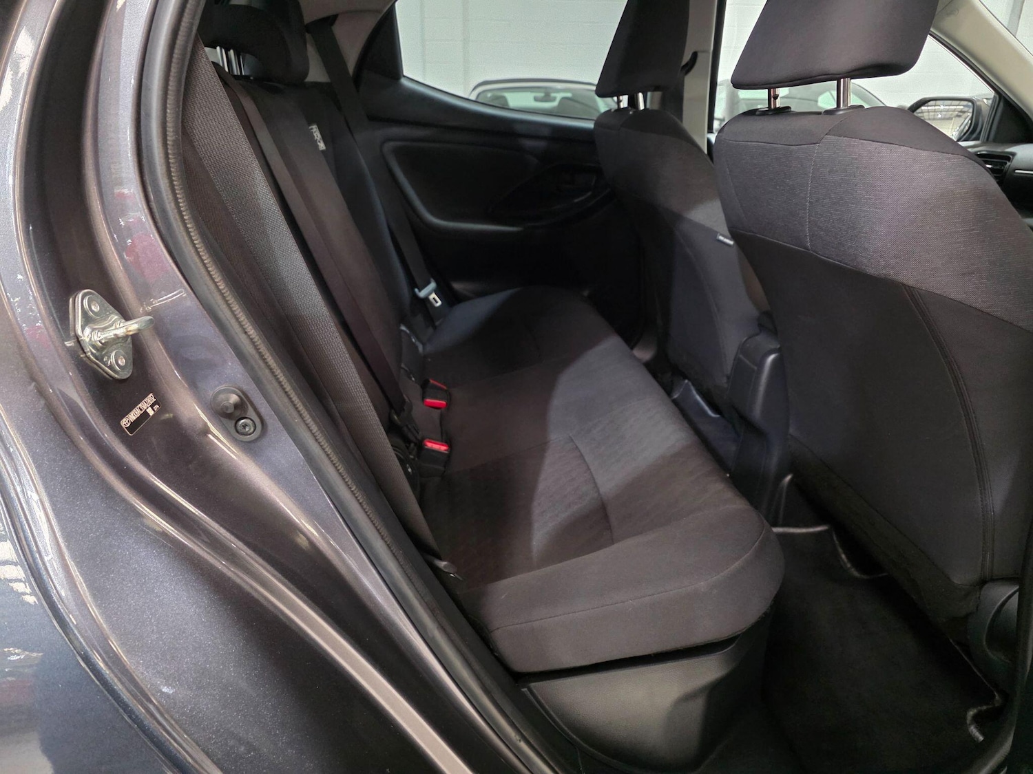 Used Toyota Yaris 2022 for sale - 76408668: Photo 21