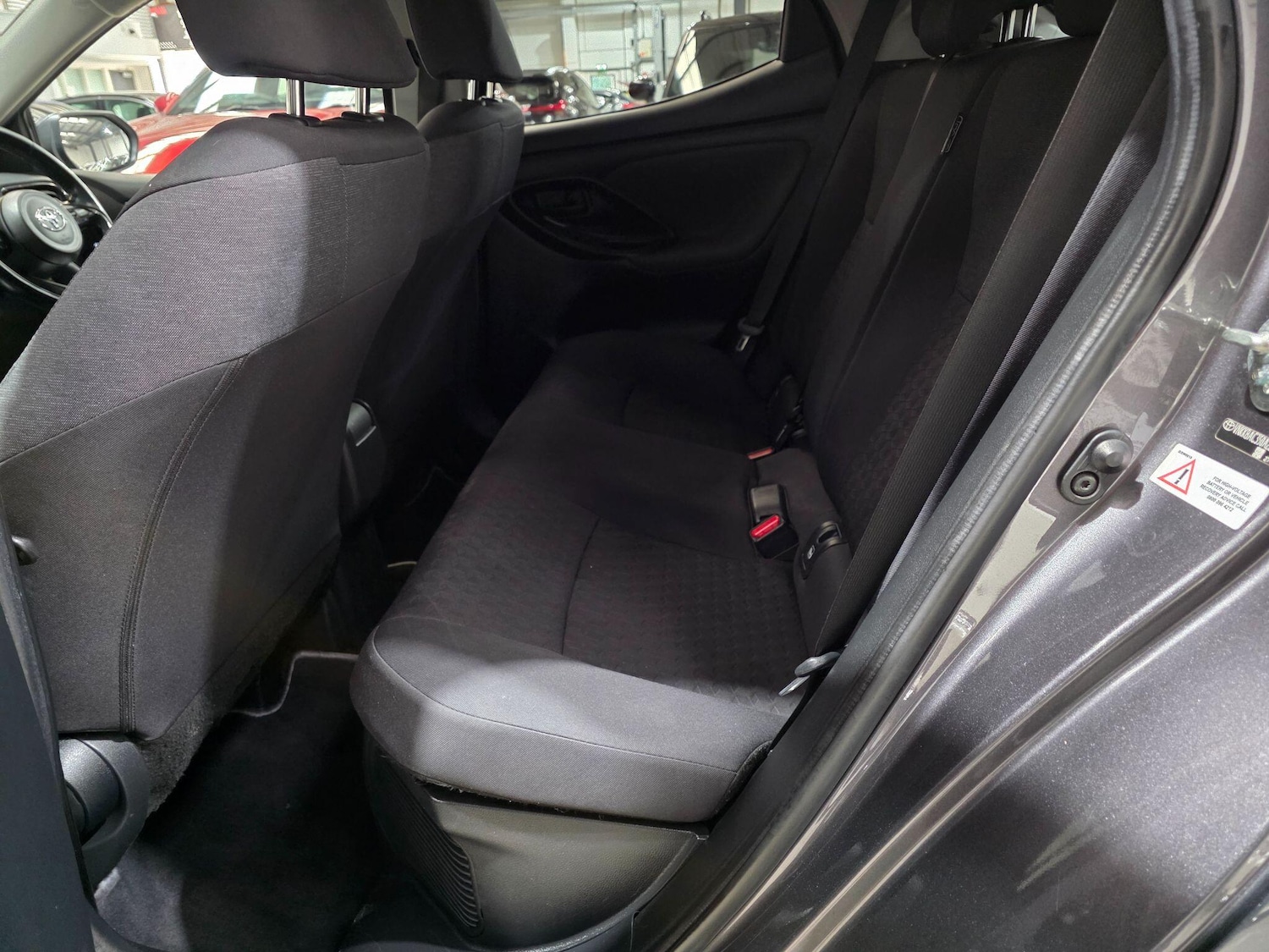 Used Toyota Yaris 2022 for sale - 76408668: Photo 22