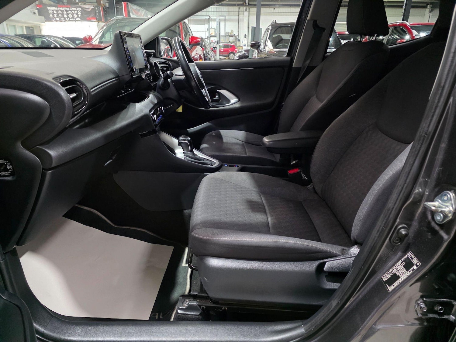 Used Toyota Yaris 2022 for sale - 76408668: Photo 23