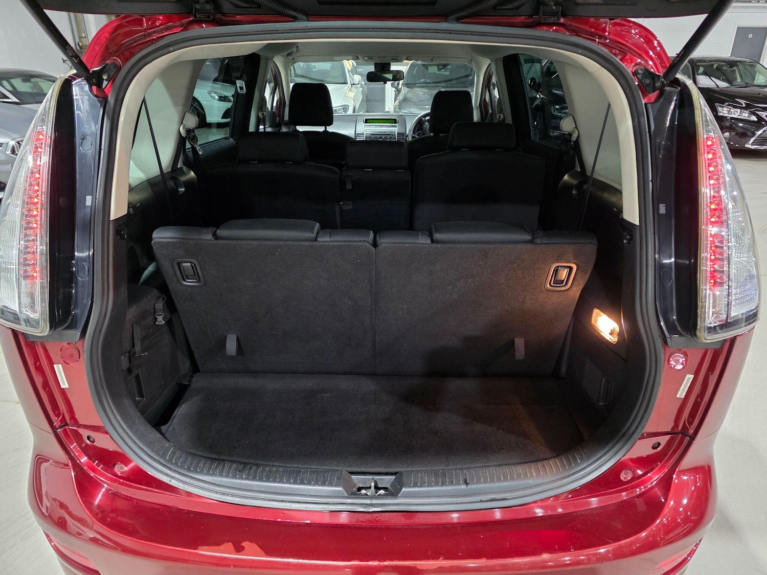 Used Mazda Mazda5 2008 for sale - 76997245: Photo 25