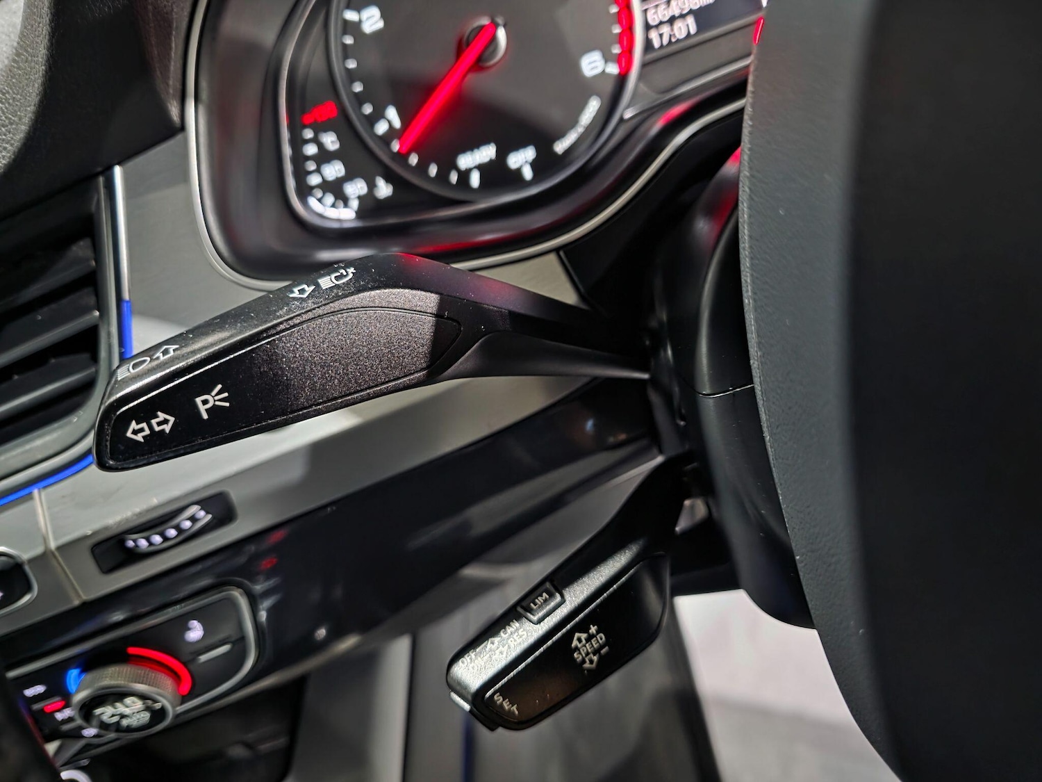 Used Audi Q7 2017 for sale - 76174871: Photo 29