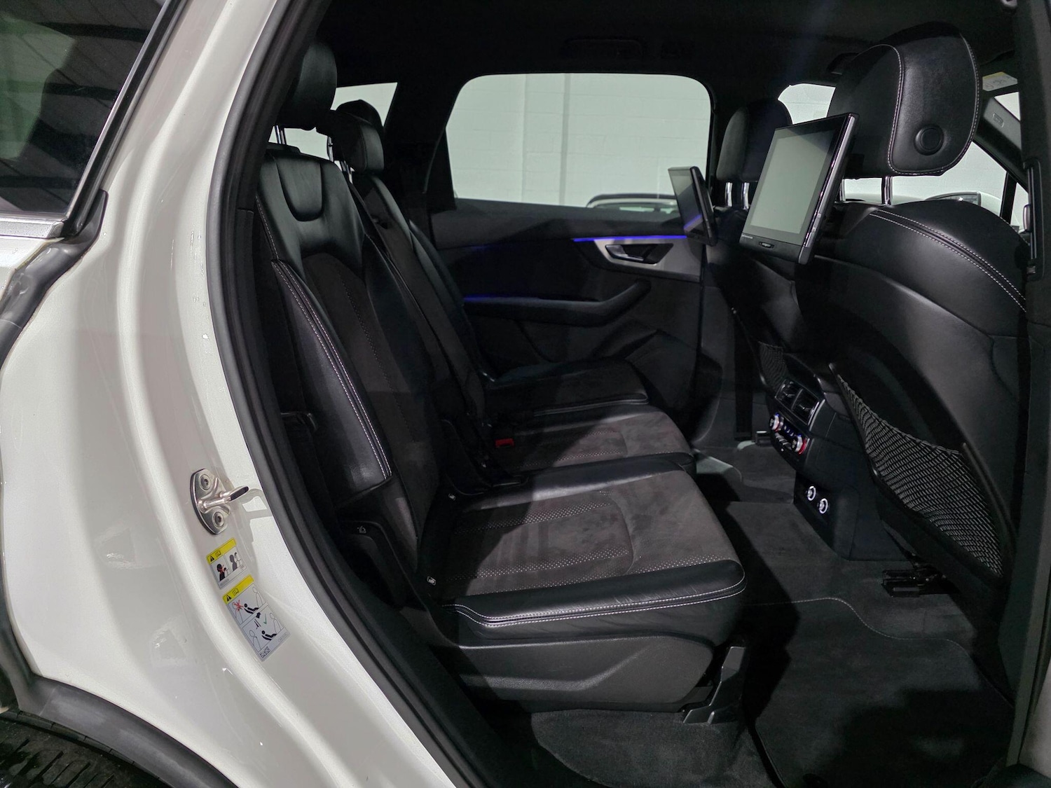 Used Audi Q7 2017 for sale - 76174871: Photo 32