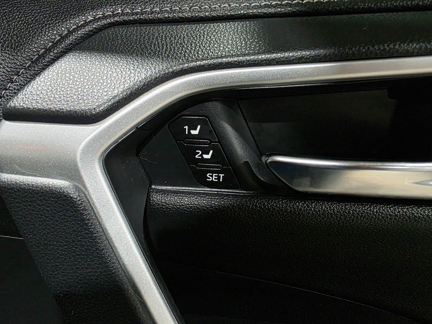 Used Toyota RAV4 2021 for sale - 77097621: Photo 15