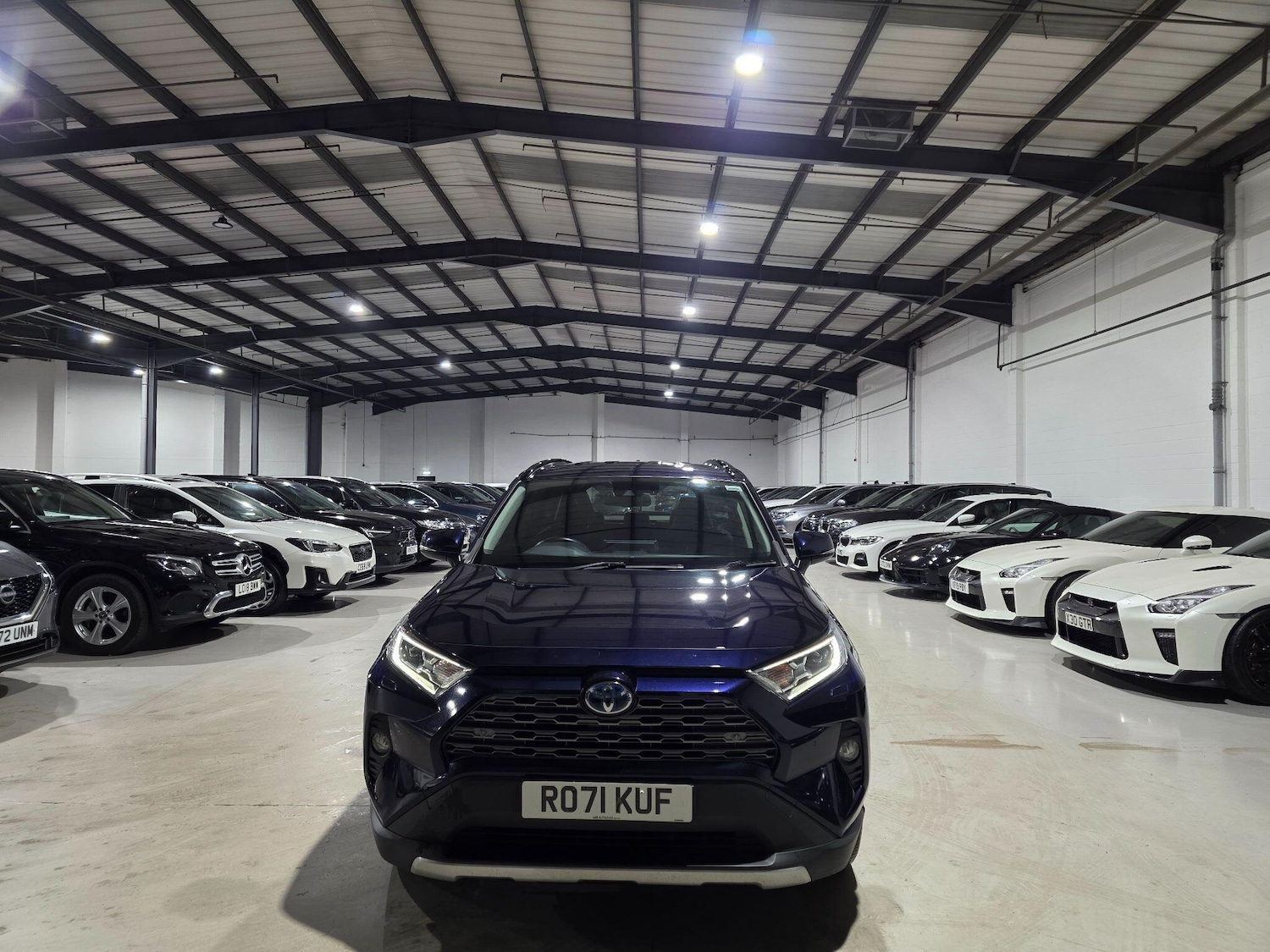 Used Toyota RAV4 2021 for sale - 77097621: Photo 2