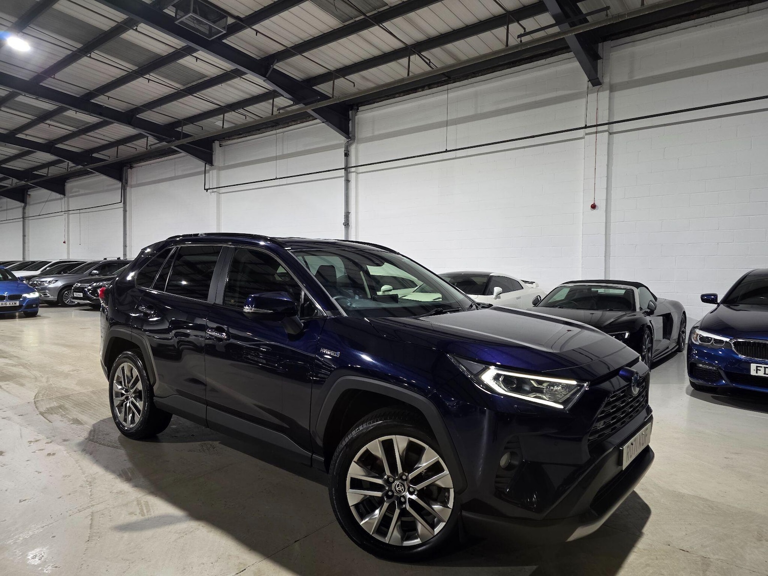 Used Toyota RAV4 2021 for sale - 77097621: Photo 3