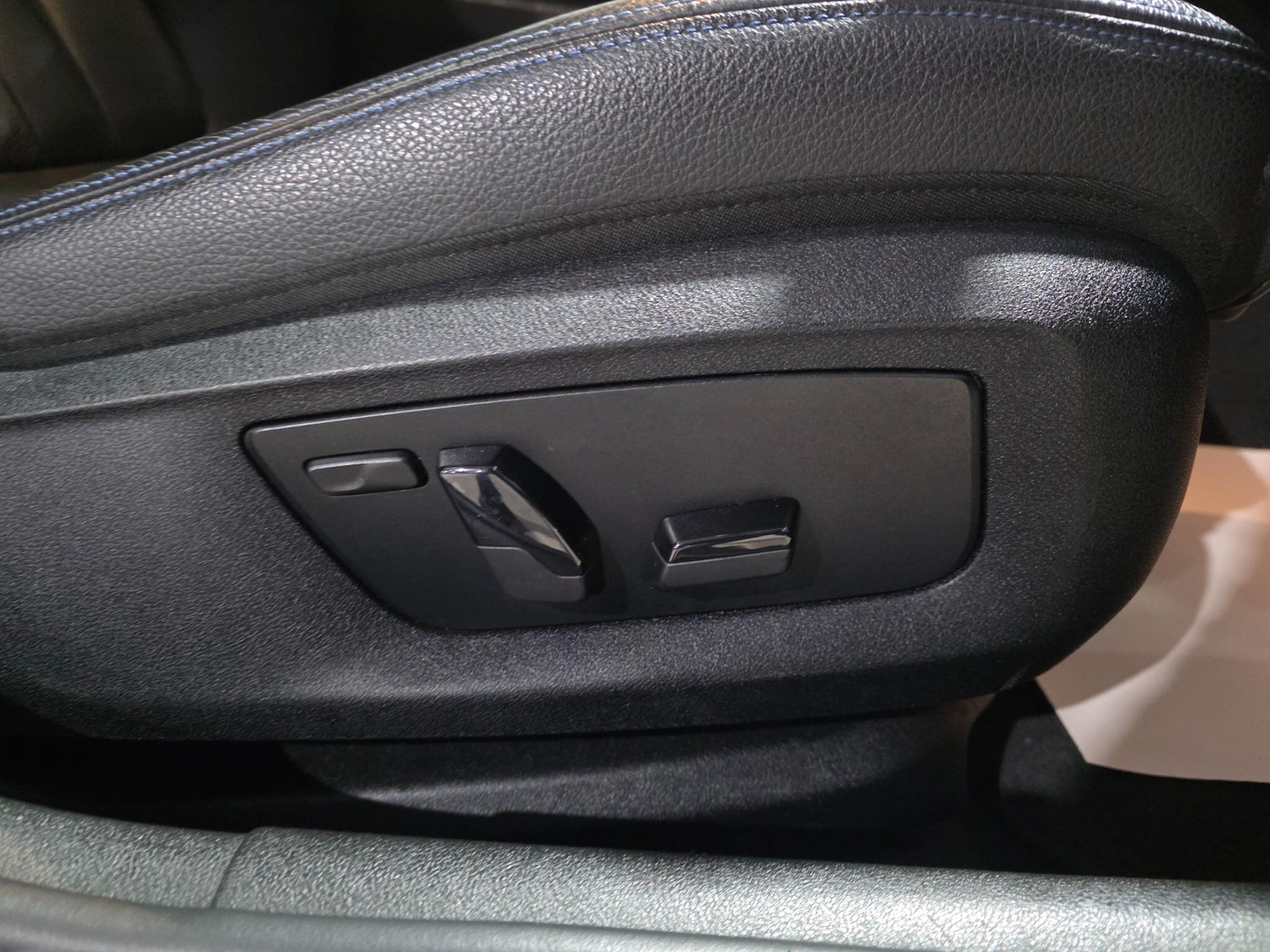 Used BMW 5 Series 2017 for sale - 77029742: Photo 13