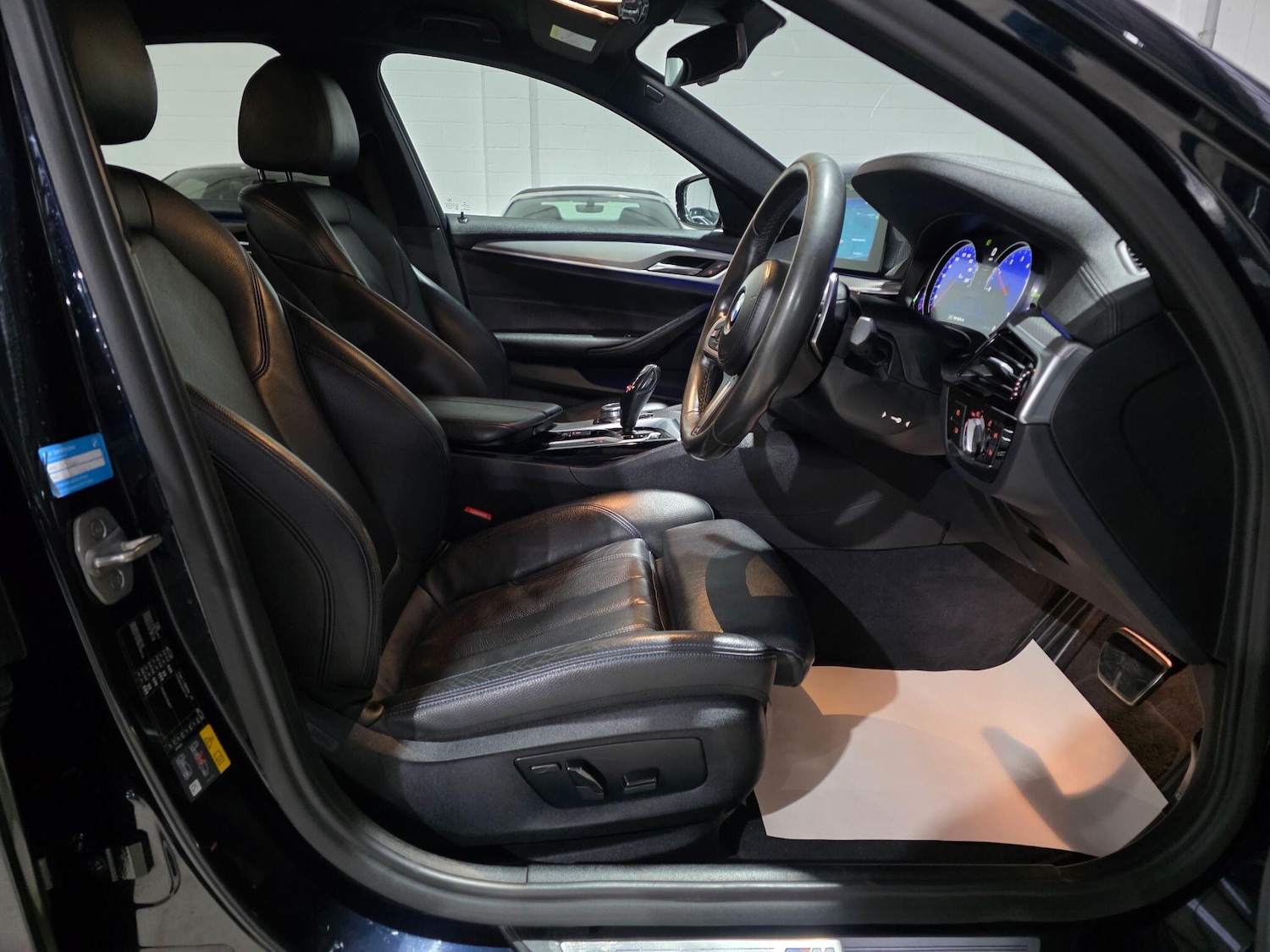 Used BMW 5 Series 2017 for sale - 77029742: Photo 6