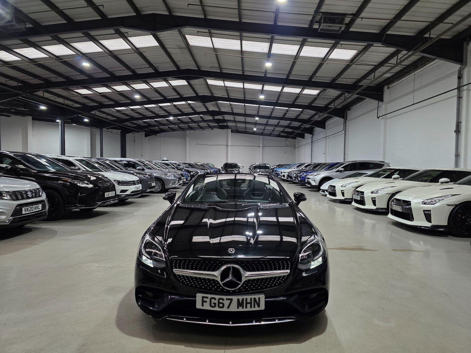 Used Mercedes-Benz SLC 2017 for sale - 76215092: Photo 2