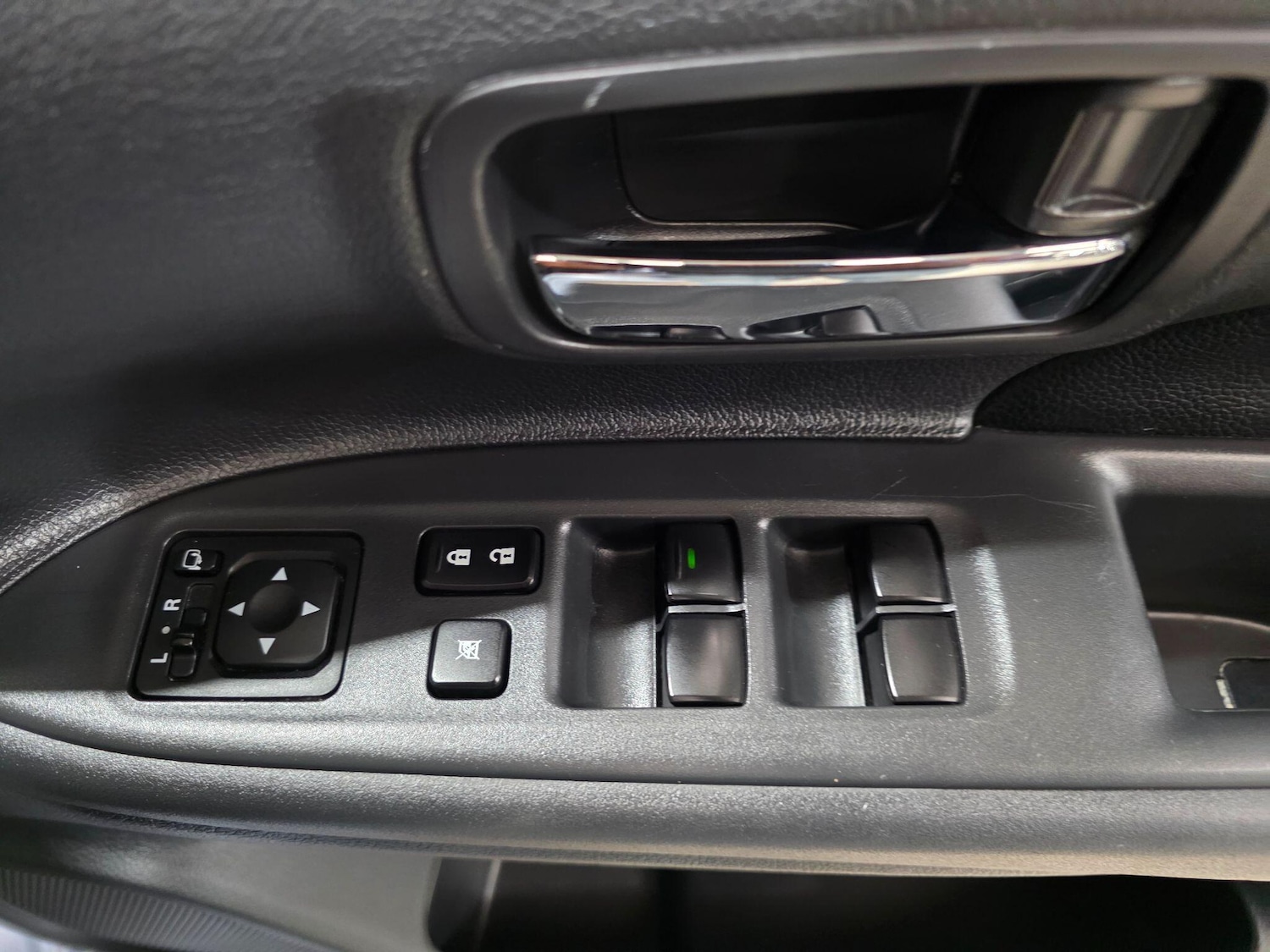 Used Mitsubishi Outlander 2015 for sale - 76108750: Photo 15