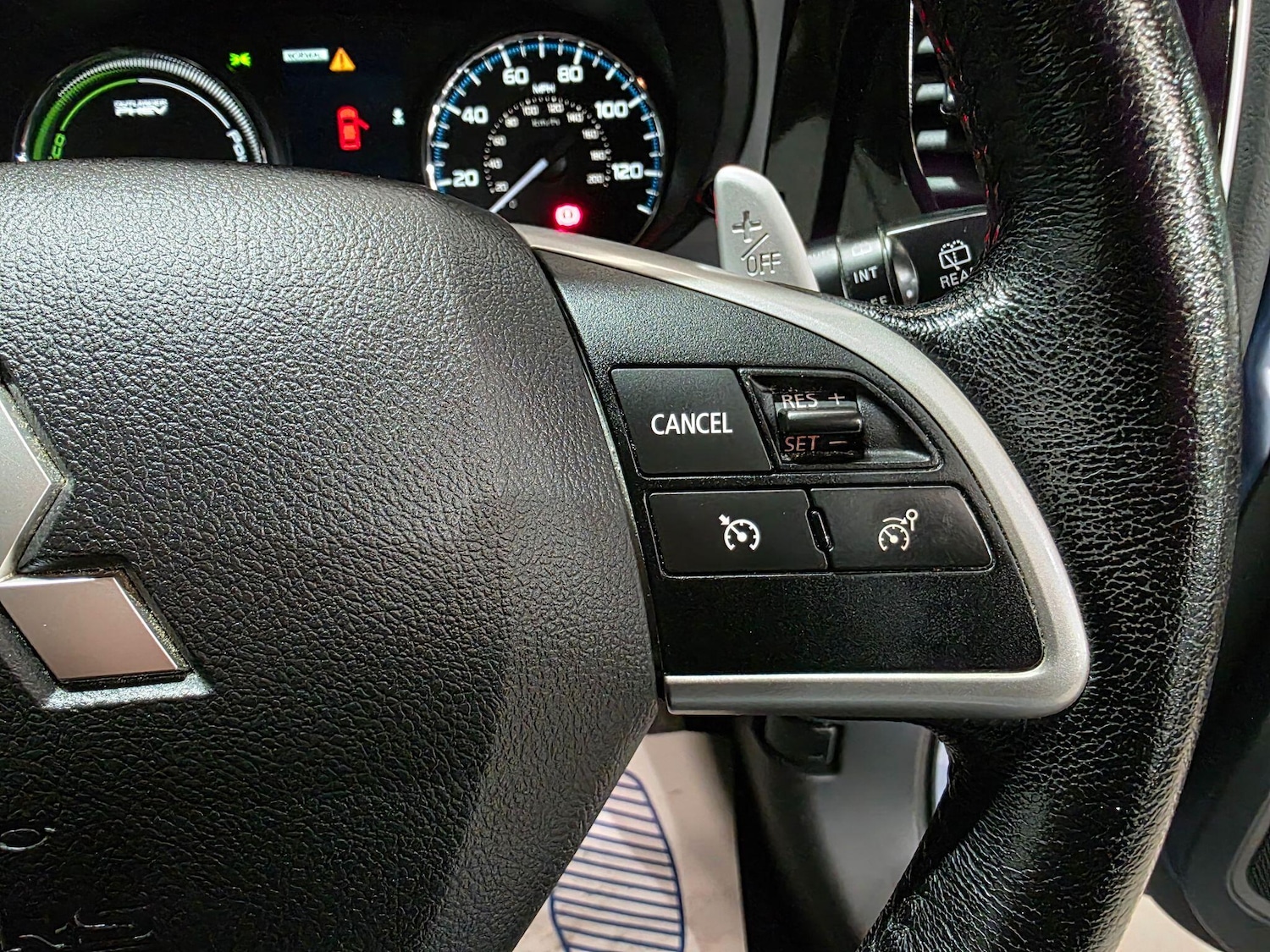 Used Mitsubishi Outlander 2015 for sale - 76108750: Photo 18