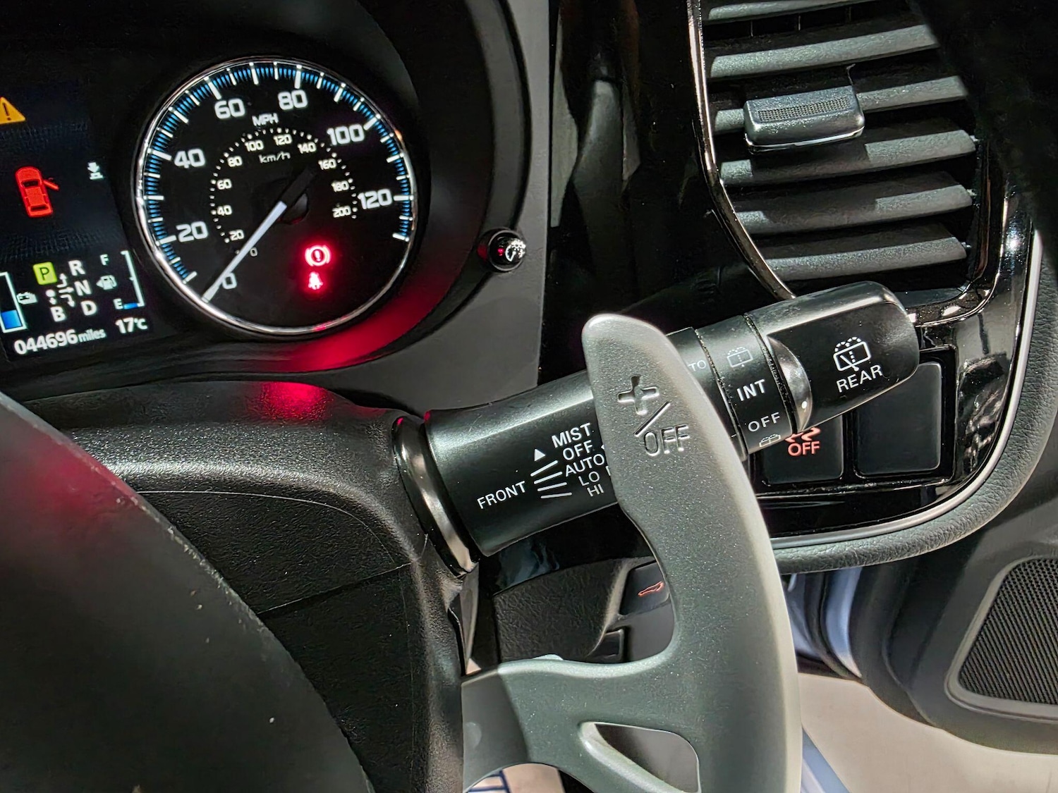 Used Mitsubishi Outlander 2015 for sale - 76108750: Photo 20