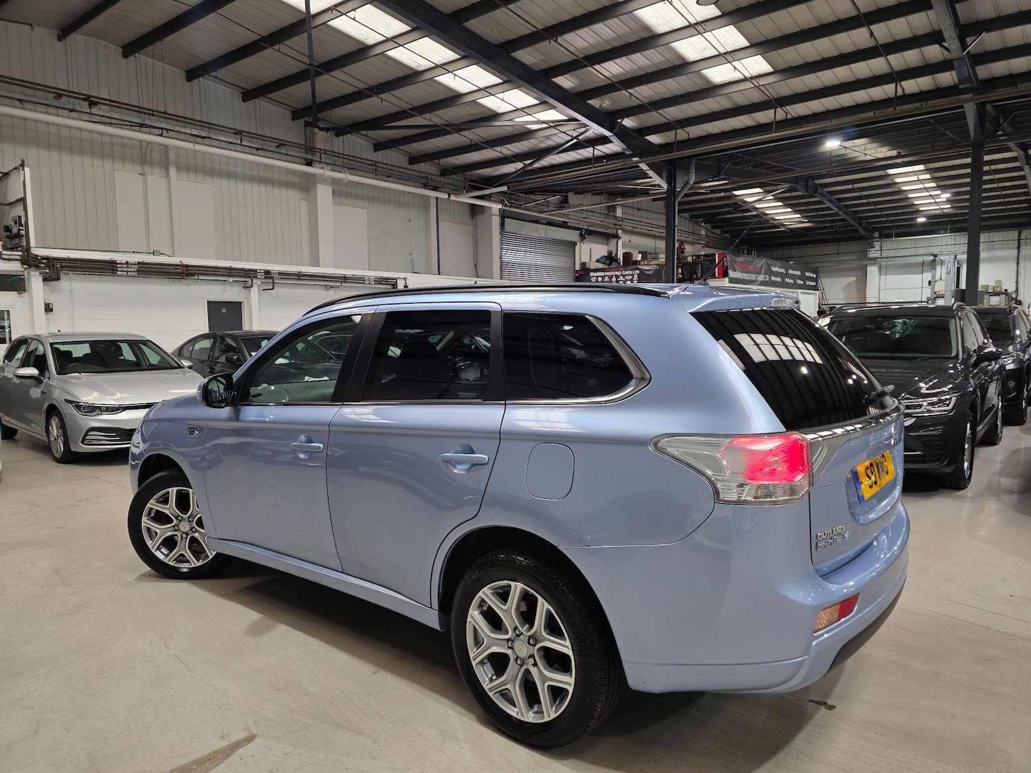 Used Mitsubishi Outlander 2015 for sale - 76108750: Photo 28