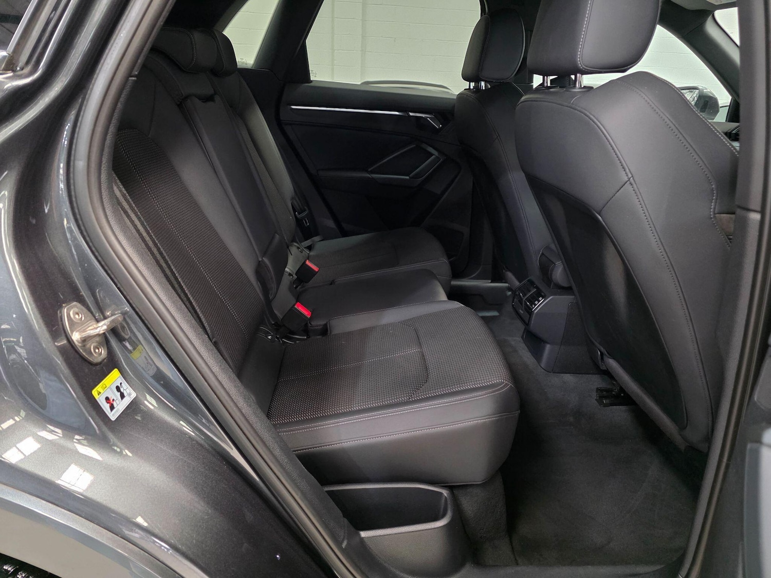 Used Audi Q3 for sale - 76989408: Photo 27