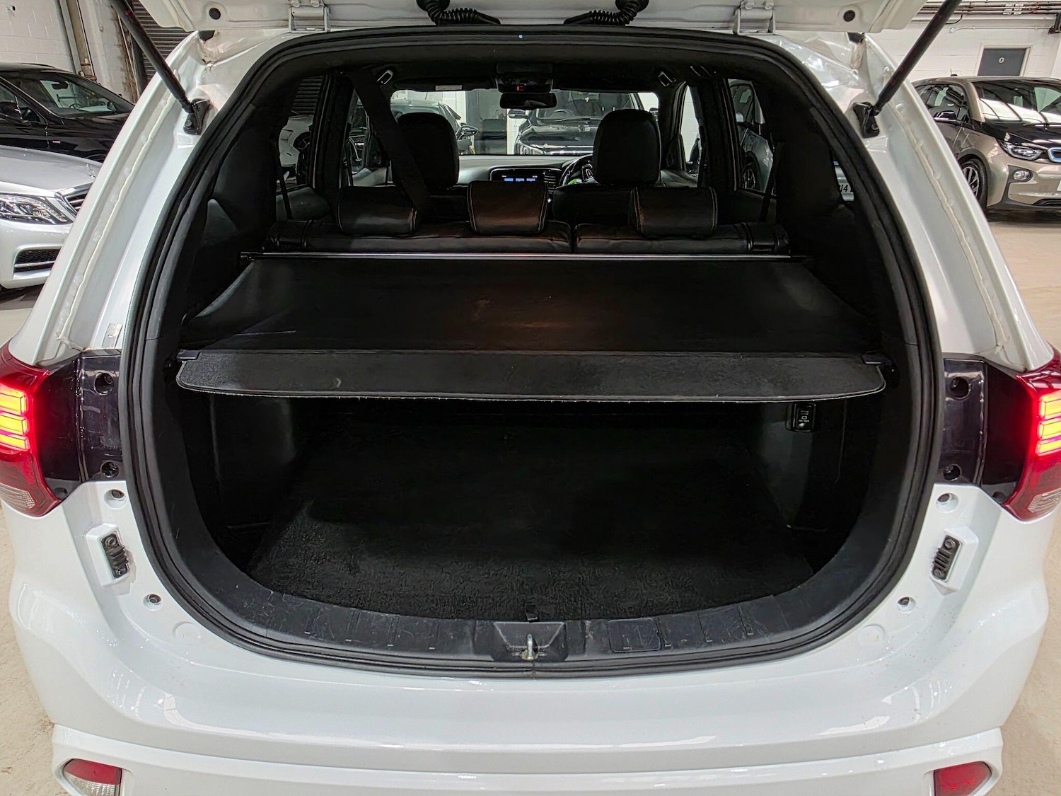 Used Mitsubishi Outlander 2020 for sale - 77585908: Photo 27