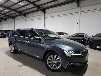 Used Skoda Superb 2020 for sale - 76247192: Photo