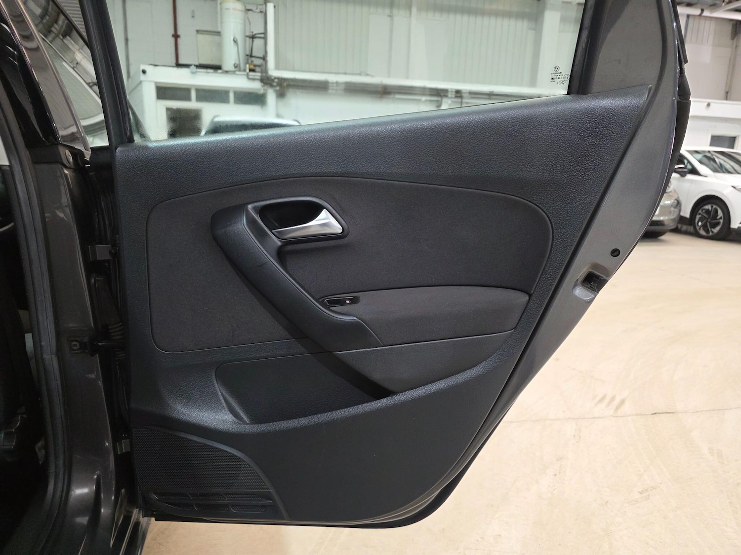 Used Volkswagen Polo 2010 for sale - 77484430: Photo 17