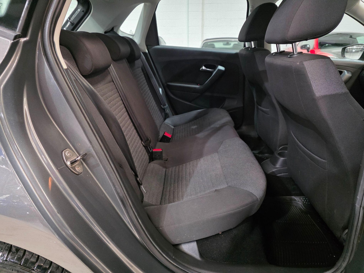 Used Volkswagen Polo 2010 for sale - 77484430: Photo 19