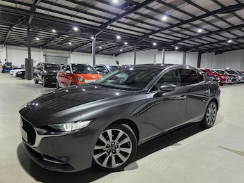 Used Mazda Mazda3 2020 for sale - 76326000: Photo