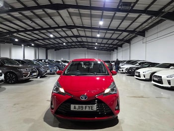 Used Toyota Yaris 2019 for sale - 77242435: Photo