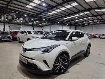Used Toyota C-HR 2018 for sale - 77809100: Photo