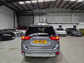 Used Mitsubishi Outlander 2020 for sale - 76349384: Photo