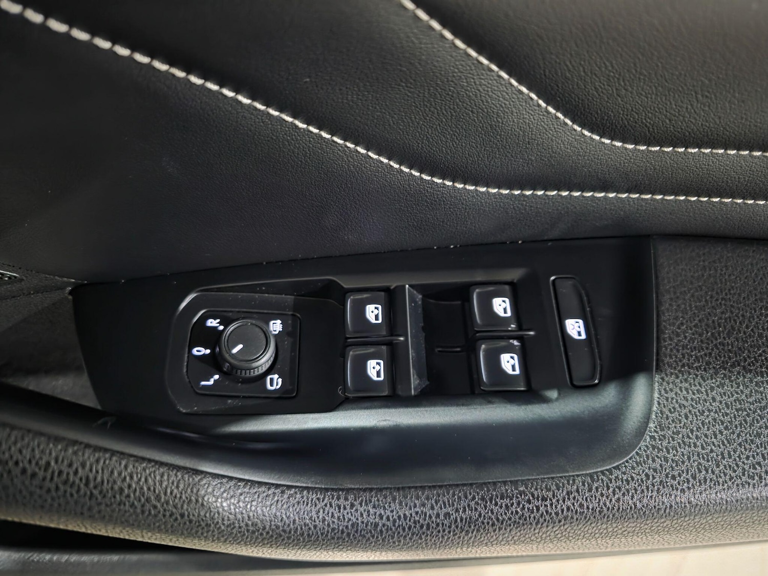 Used Volkswagen Passat 2022 for sale - 76995356: Photo 14