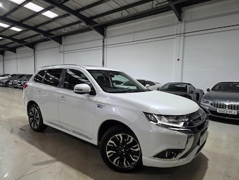 Used Mitsubishi Outlander 2016 for sale - 76801299: Photo