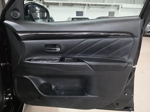 Used Mitsubishi Outlander 2017 for sale - 75506866: Photo 10