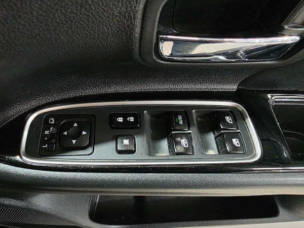 Used Mitsubishi Outlander 2017 for sale - 75506866: Photo 11