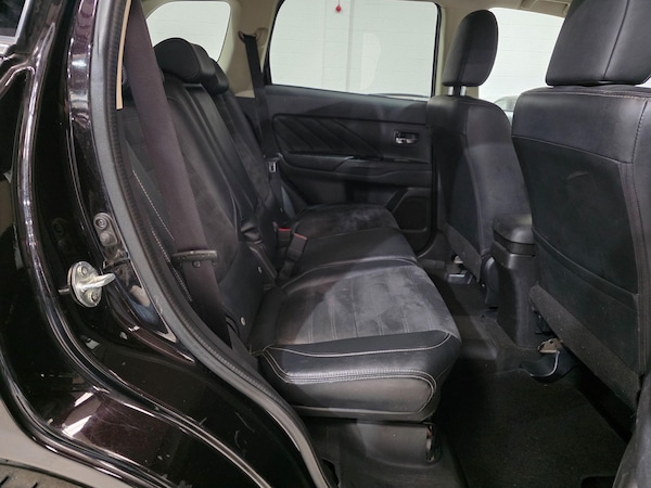 Used Mitsubishi Outlander 2017 for sale - 75506866: Photo 19