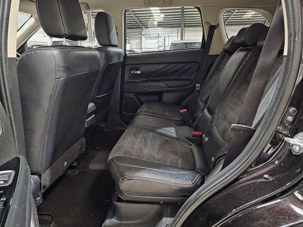 Used Mitsubishi Outlander 2017 for sale - 75506866: Photo 20