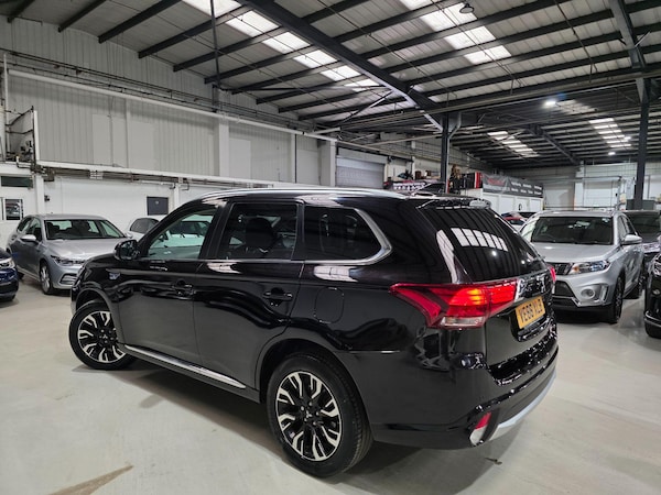 Used Mitsubishi Outlander 2017 for sale - 75506866: Photo 23
