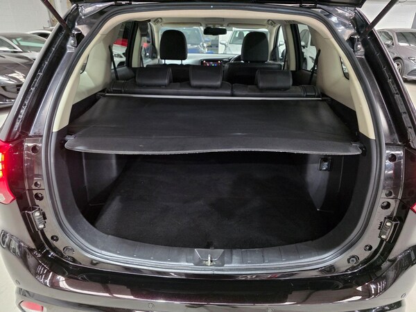 Used Mitsubishi Outlander 2017 for sale - 75506866: Photo 24