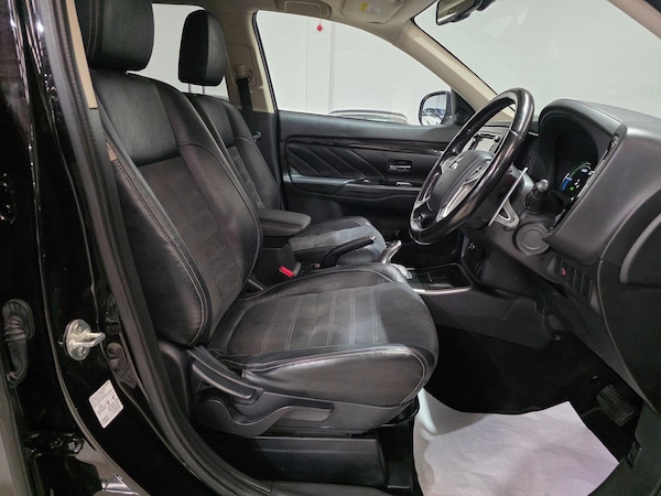 Used Mitsubishi Outlander 2017 for sale - 75506866: Photo 6