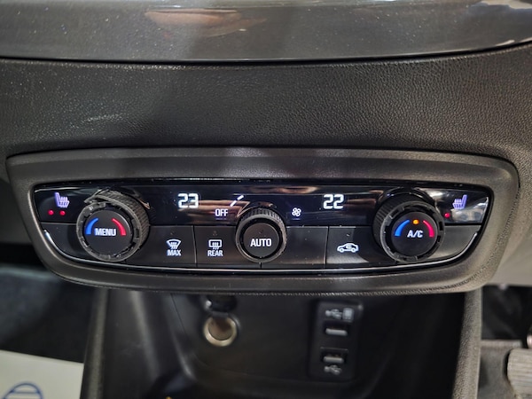 Used Vauxhall Crossland 2022 for sale - 74632383: Photo 11
