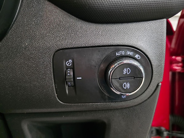 Used Vauxhall Crossland 2022 for sale - 74632383: Photo 22