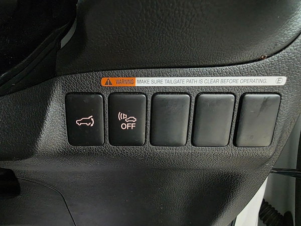 Used Mitsubishi Outlander 2018 for sale - 75588827: Photo 15