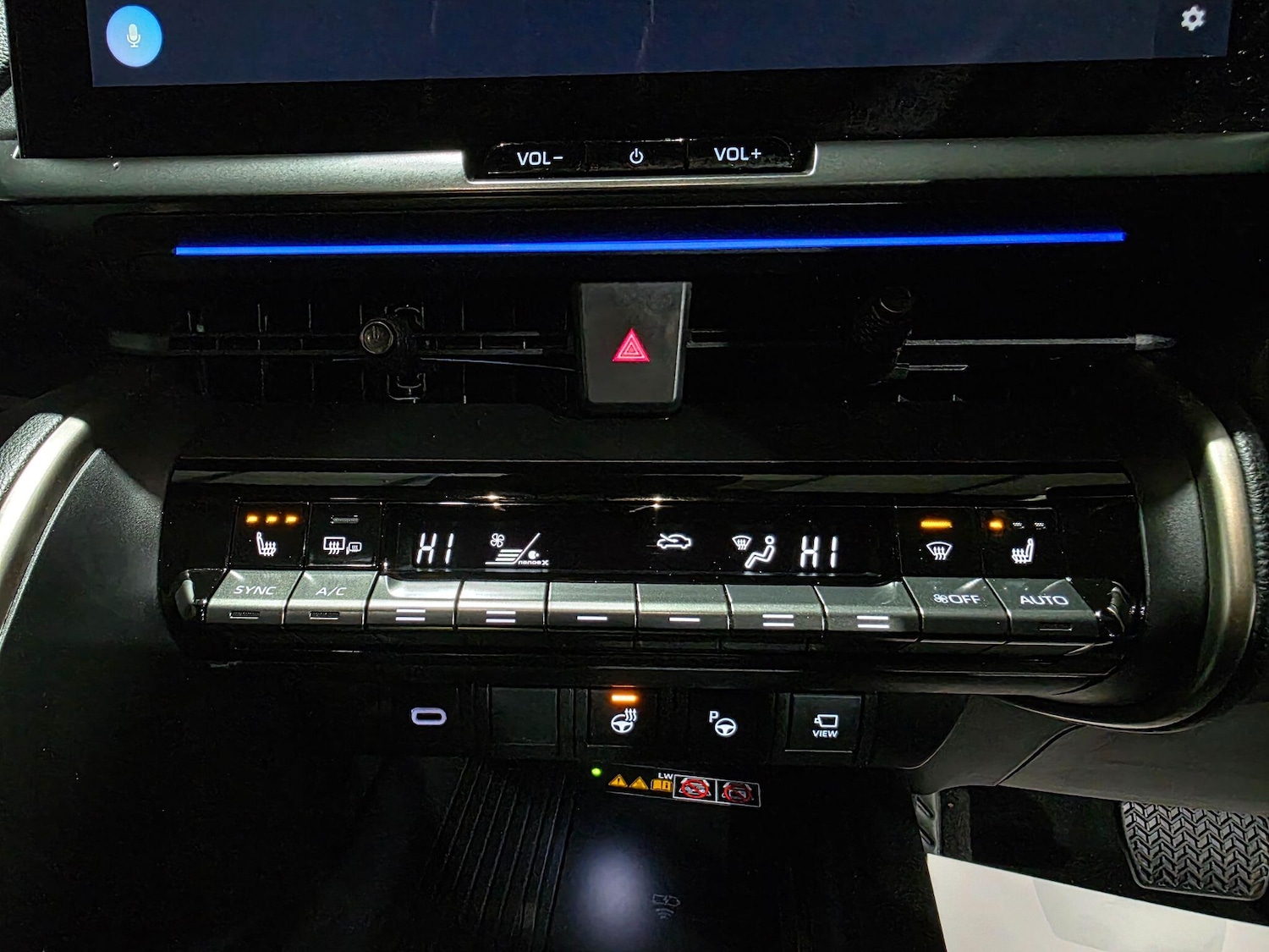 Used Toyota C-HR 2024 for sale - 76926552: Photo 10