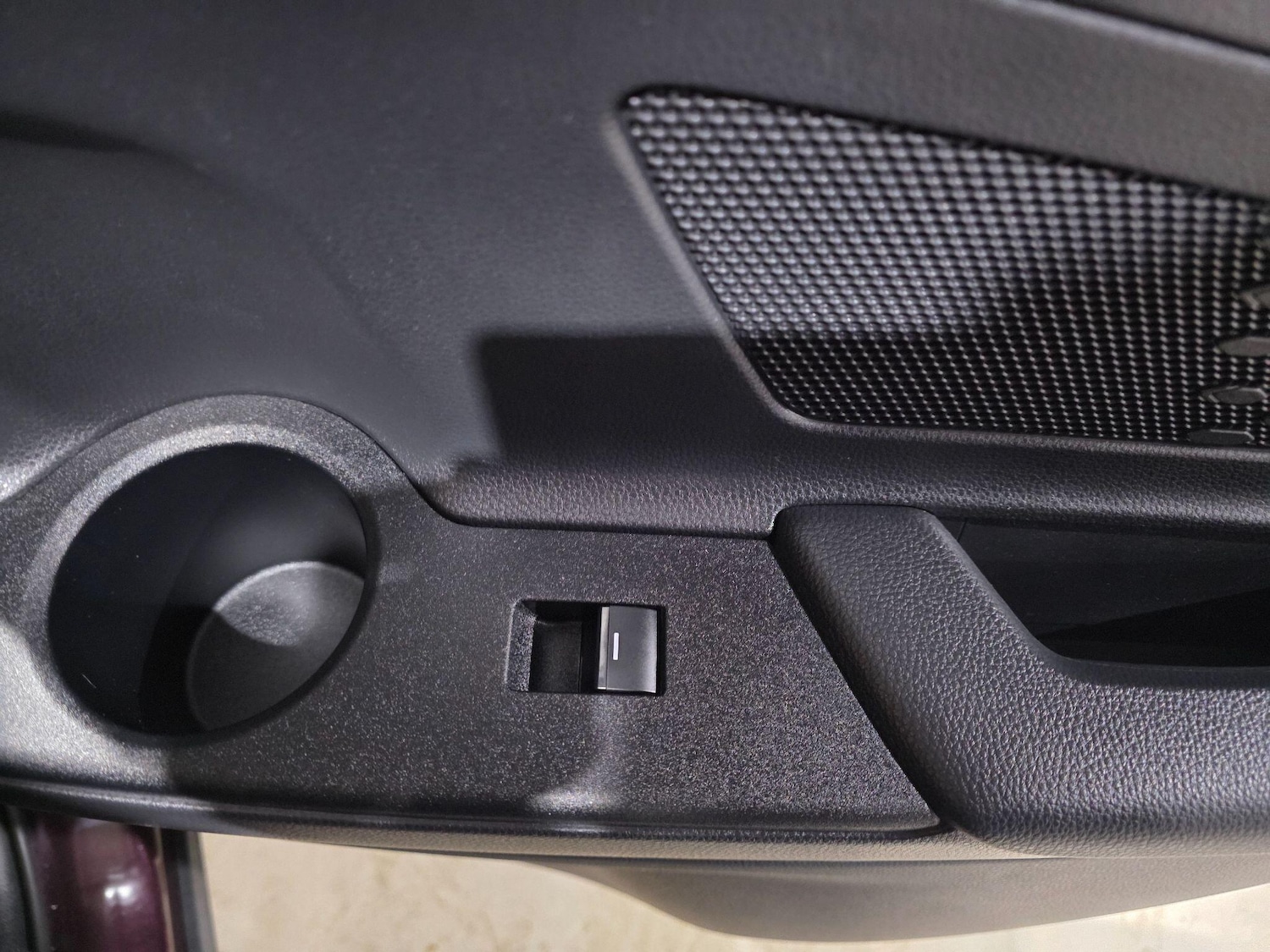 Used Toyota C-HR 2024 for sale - 76926552: Photo 26