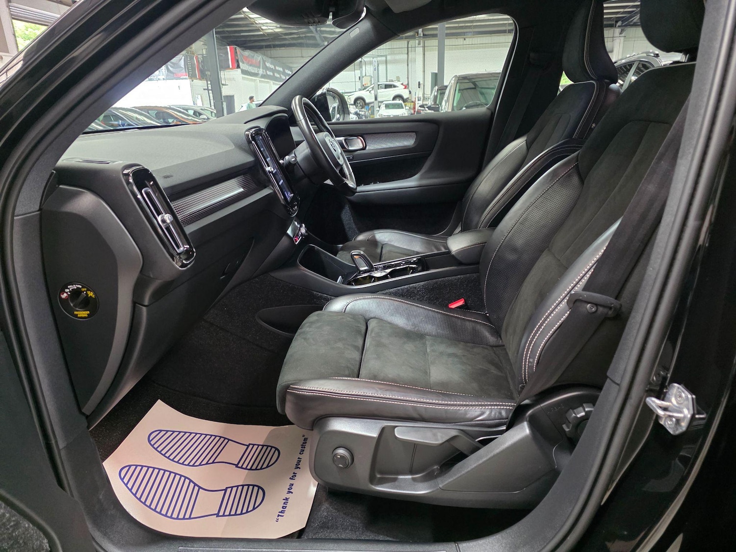 Vehicle 29